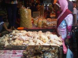 Aktivitas di salah satu pasar yang berlokasi di Kabupaten Sarolangun